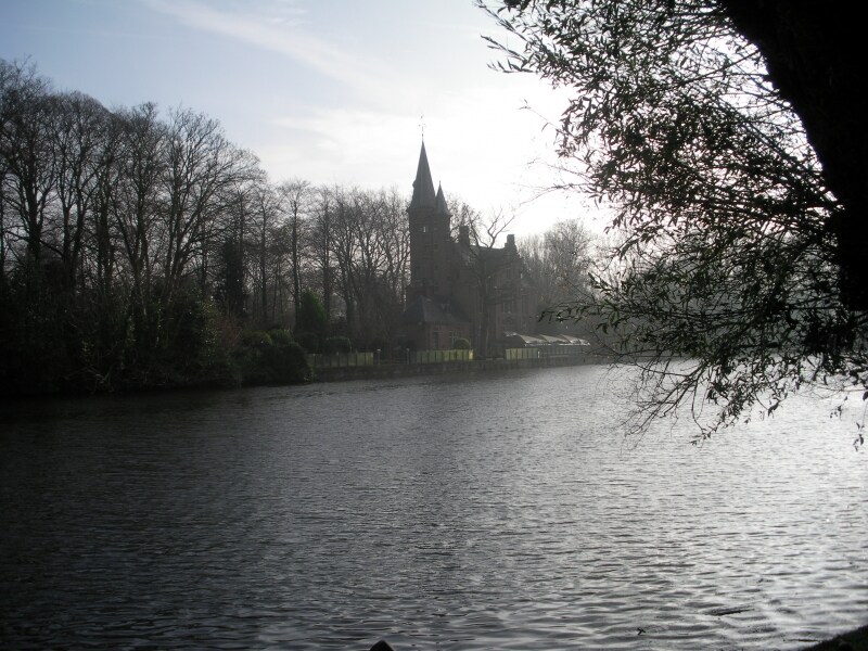 悲劇の伝説を持つ