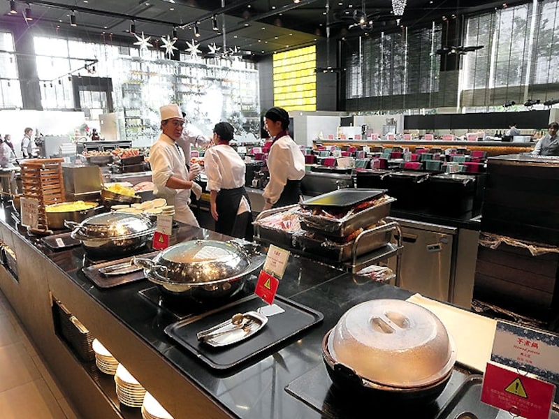 アジアンコーナーと和食コーナー