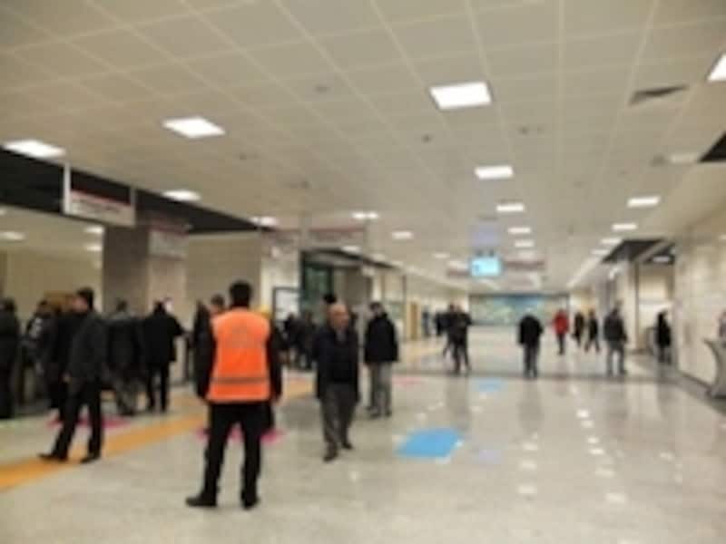 アイルルックチェシュメ駅