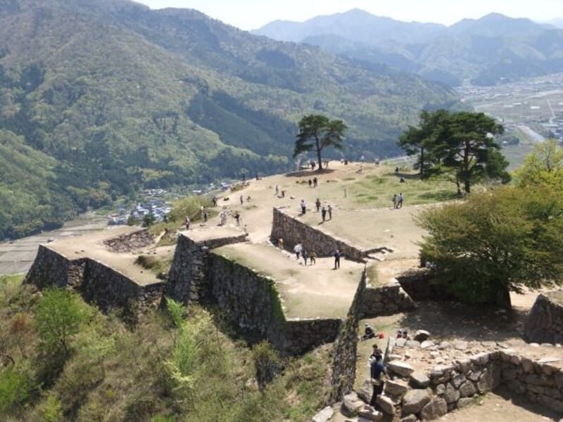 竹田城址（8）／南千畳と南二の丸を望む