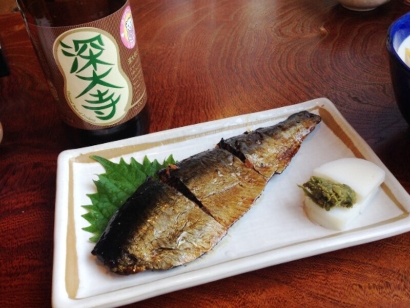 「深大寺ビール」と一品料理「にしん」