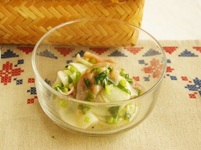 カブと生ハムの柚子胡椒マリネ