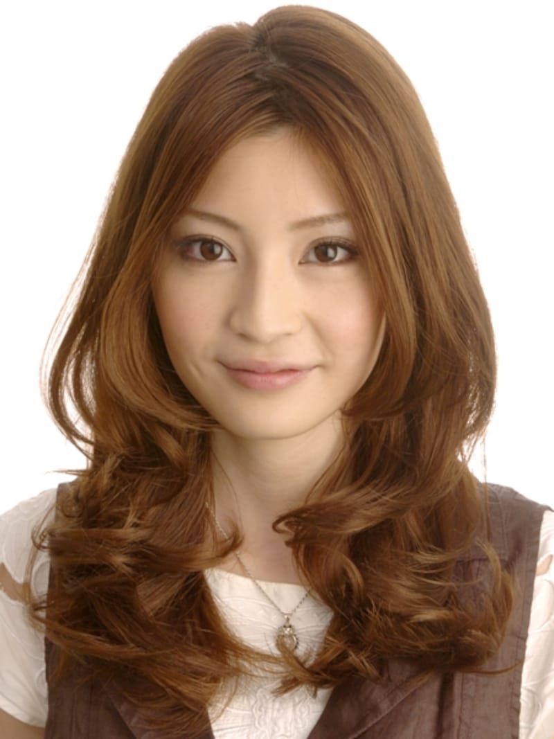 胸レングスのロングレイヤー