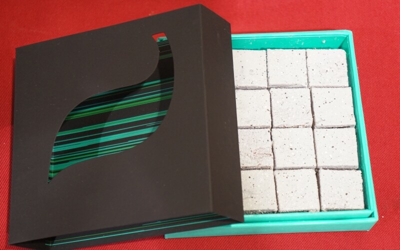 1968年5月の石畳（16個入り）14,175円