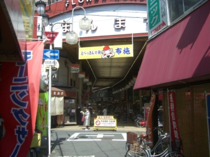 「ほんまち通」と「四条通西」