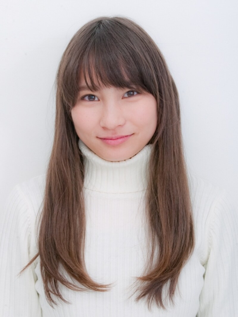 胸下のローレイヤースタイル