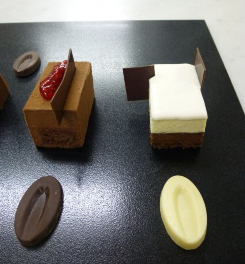 「フランボワーズ」「タルトショコラ」