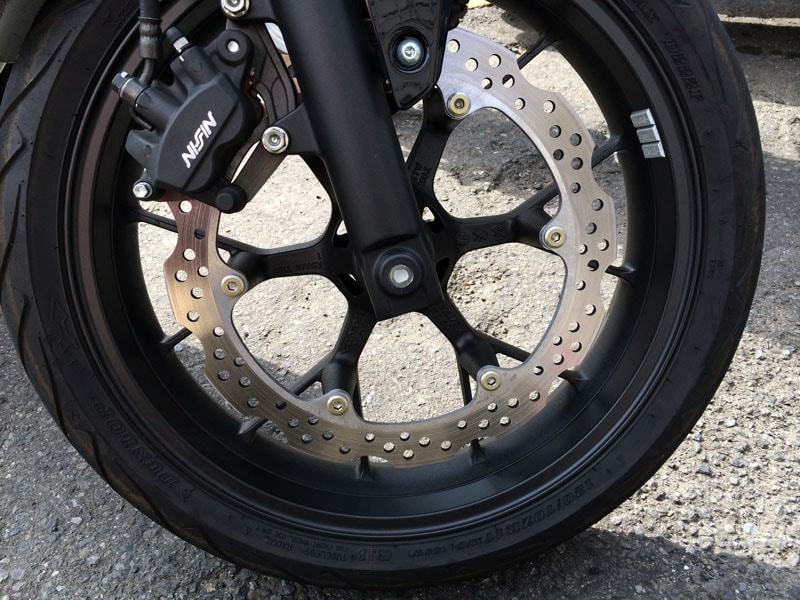 2ポットundefinedシングルブレーキ