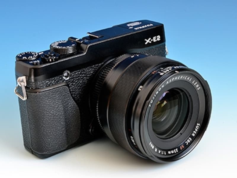 2/3 レンズとセンサーで高画質を極める「FUJIFILM X-E2 2/3 レンズとセンサーで高画質を極める「FUJIFILM X-E2