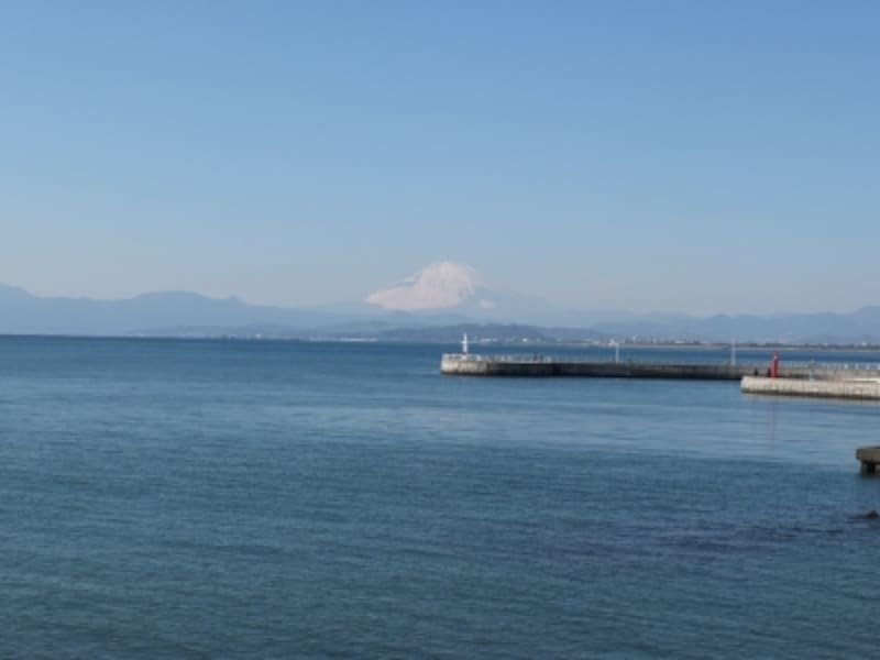 江ノ島弁天橋から眺めた富士山