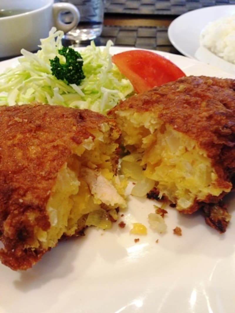 半分にカットとした「洋風かきあげ」