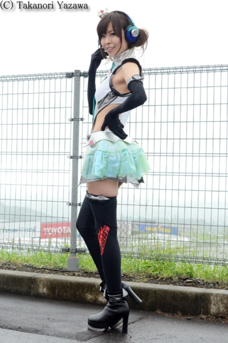 鴻上聖奈／レーシングミクサポーターズ