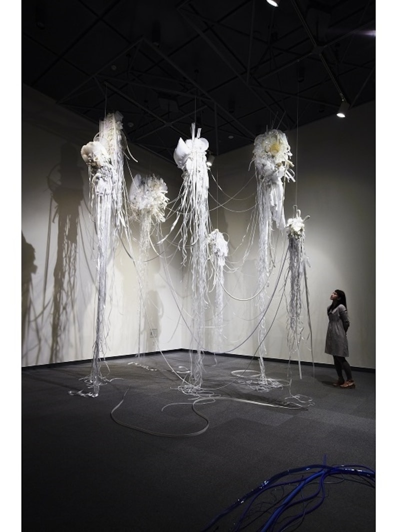 《White》、2012年、愛知県美術館での展示