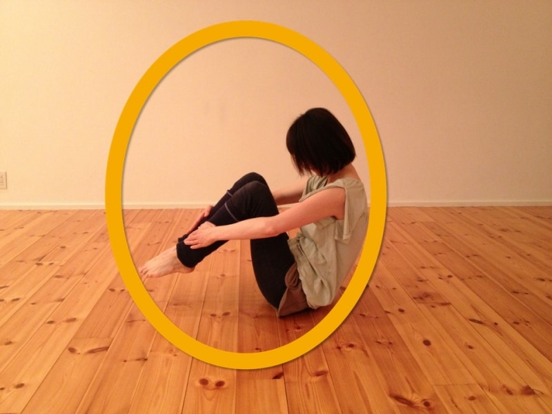 まずはバランスをとってキープしてみましょう