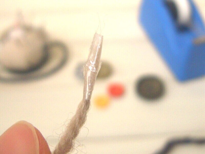 先にテープを巻くとよい