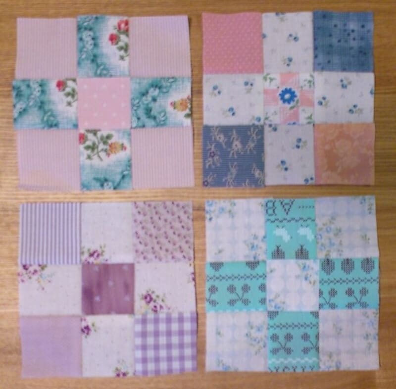 濃淡の位置を交互にしたブロックを組み合わせます