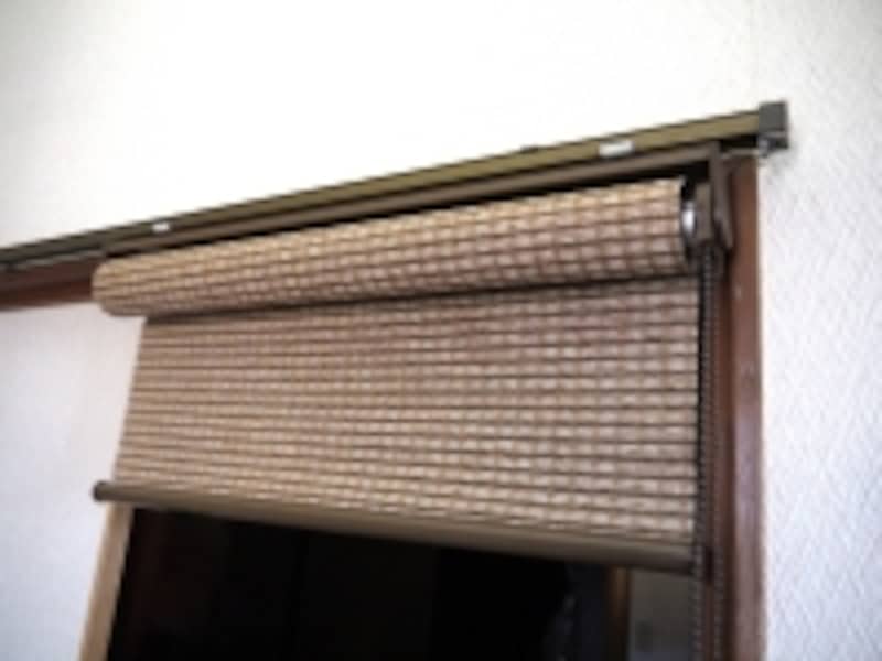 ロールスクリーン／カーテンレール付け