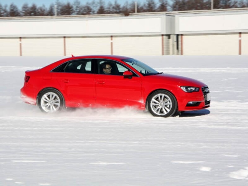 アウディA3セダン