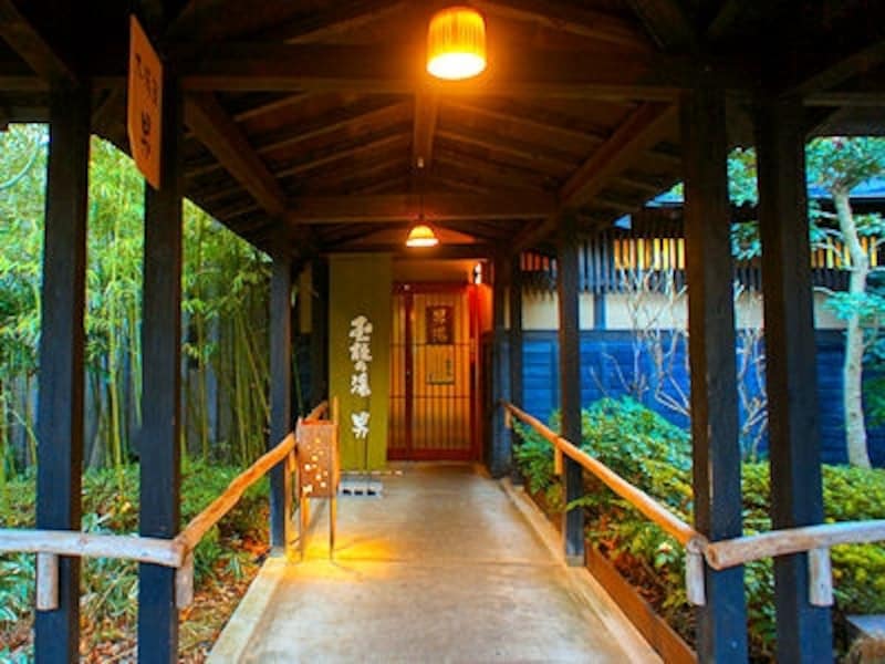 箱根強羅温泉 季の湯 雪月花 で褐色の名湯満喫 温泉 all about