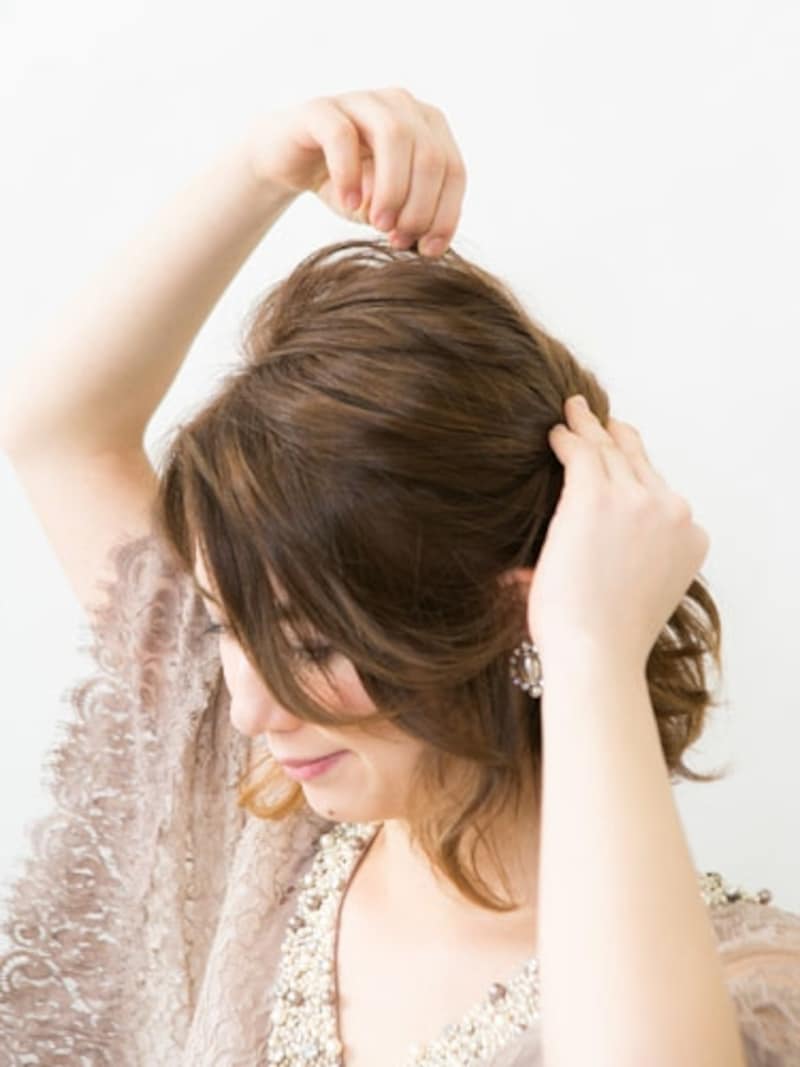 トップの髪を引き出す