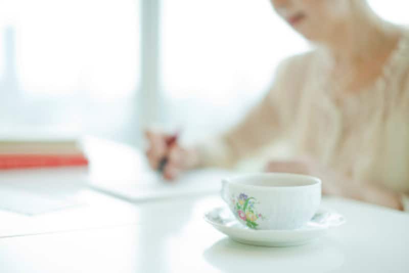 指示を受ける際は、必ずメモをとる。