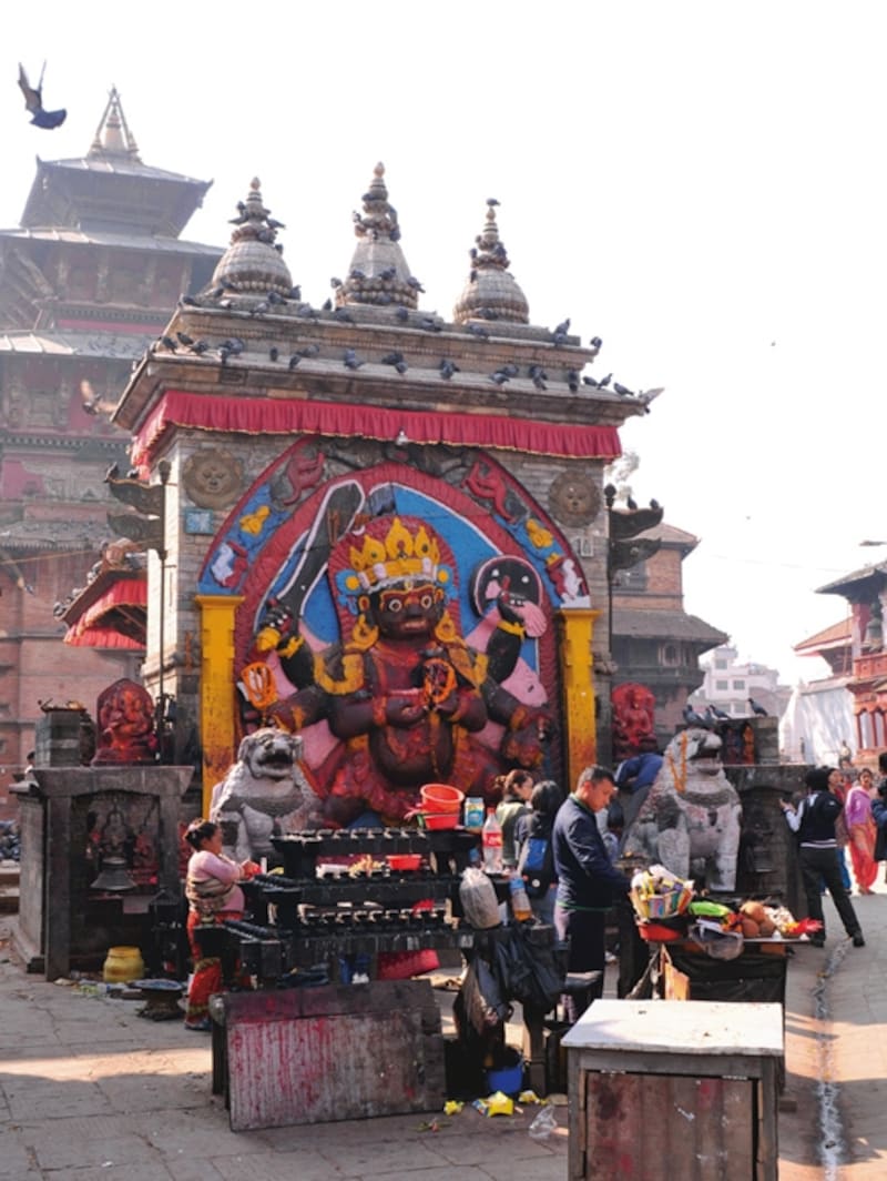 カーラ・バイラヴ像