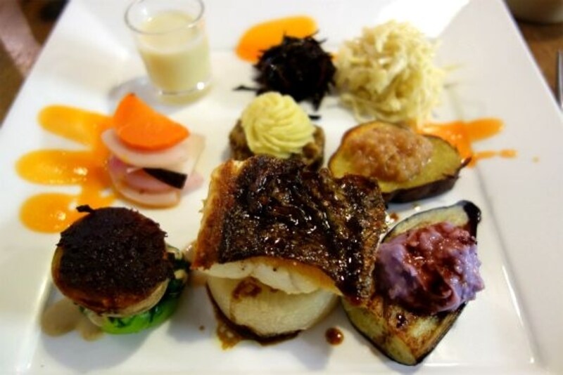 野菜料理の盛り合わせ