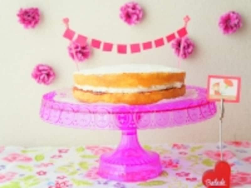 プラスチック製のケーキスタンド