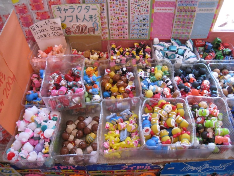 キャラクターグッズも各種