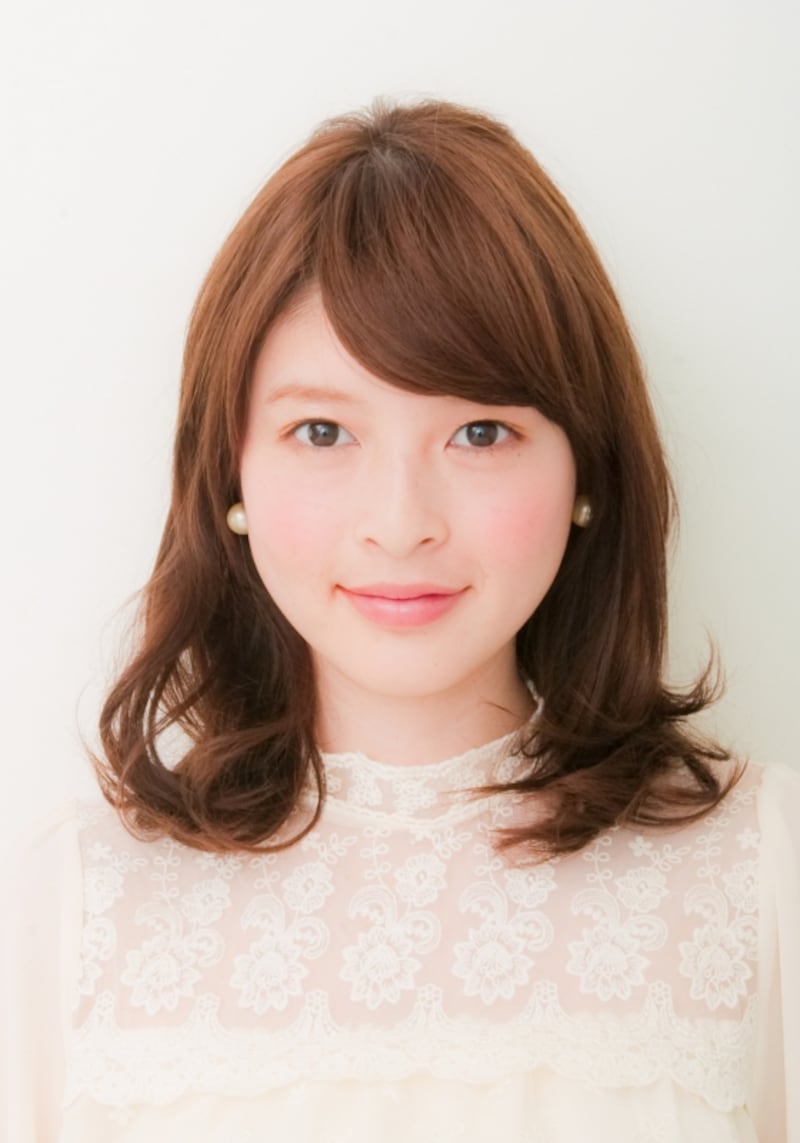 セミロングパーマスタイル