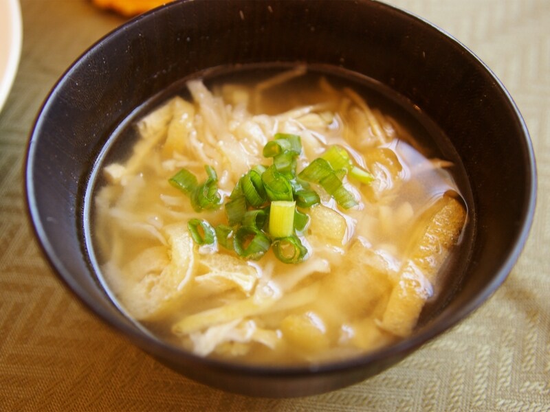 切干大根と油揚げの味噌汁