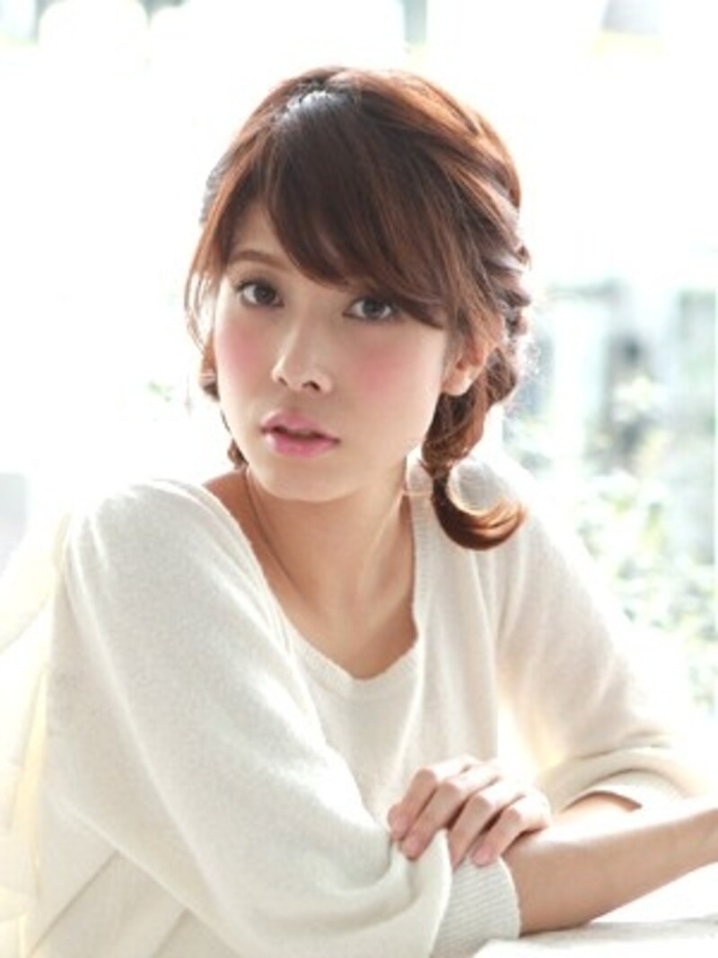 3分で出来る簡単大人キュートな編み込みアレンジ ヘアアレンジ All About