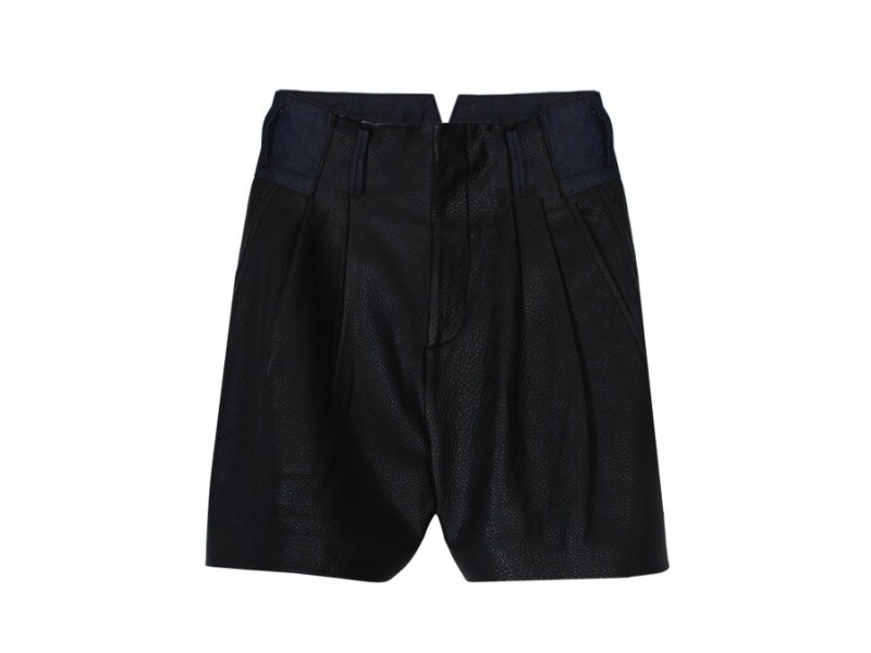 PEBBLED LEATHER SHORT(tibi)