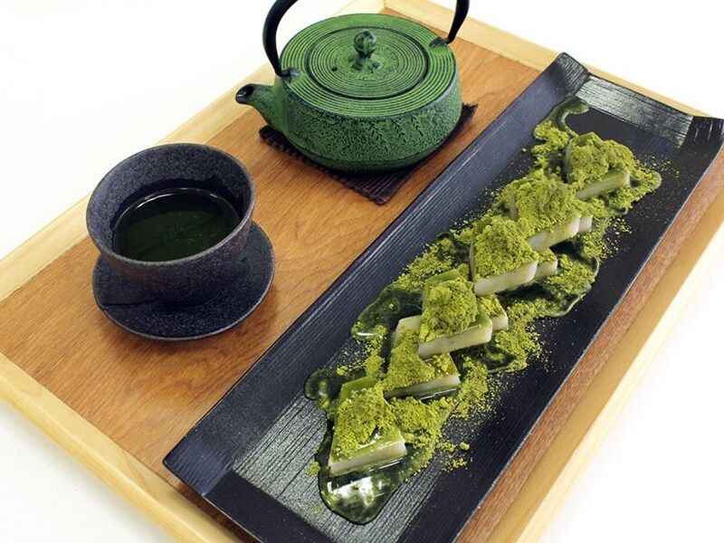 お抹茶のくず餅