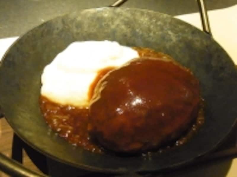 オーダーメイドハンバーグundefinedデミグラスソース