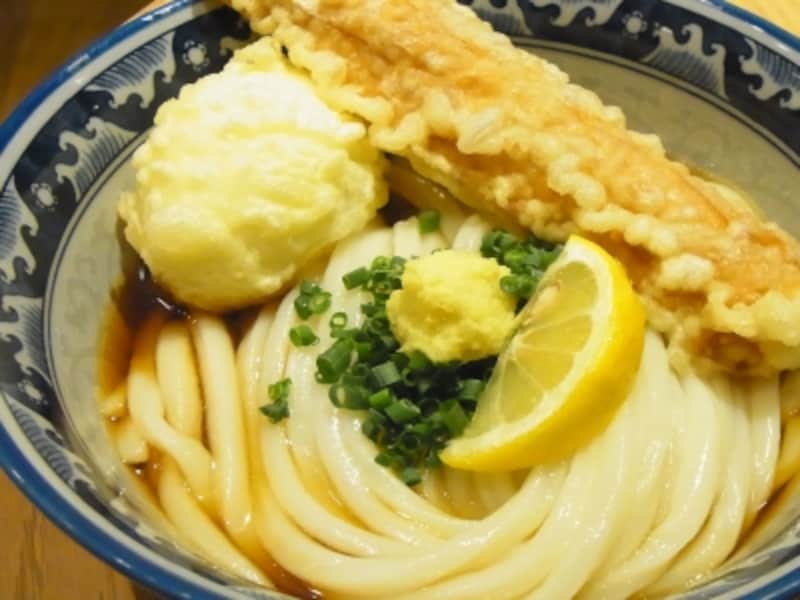 ちく玉天ぶっかけ（880円）
