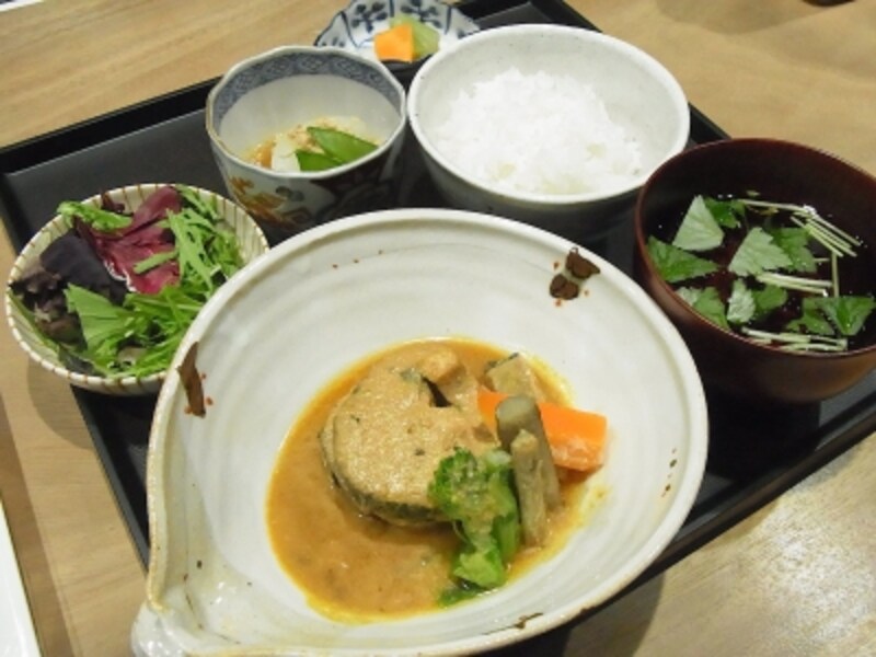 サバの味噌煮定食（980円）