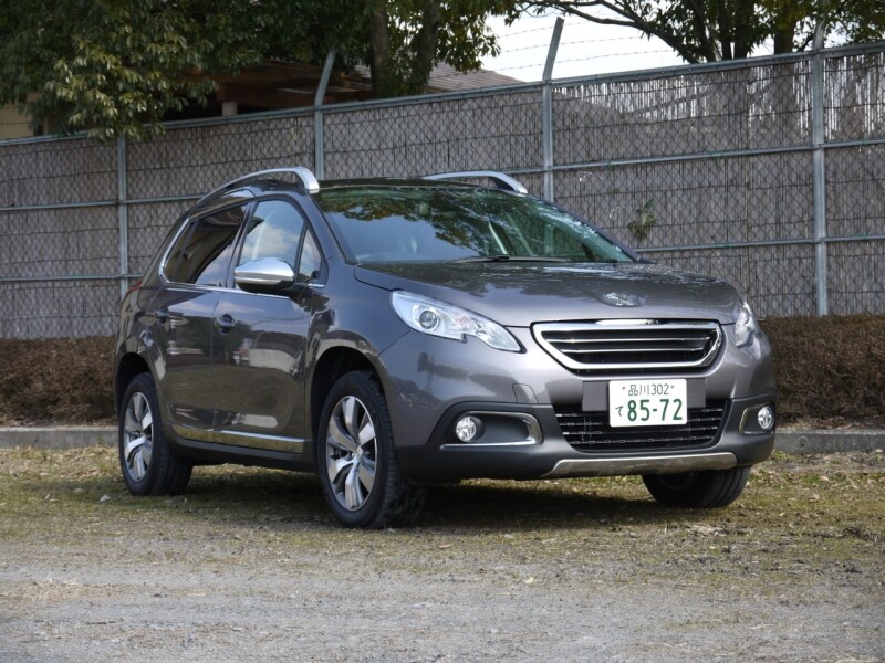 プジョー2008