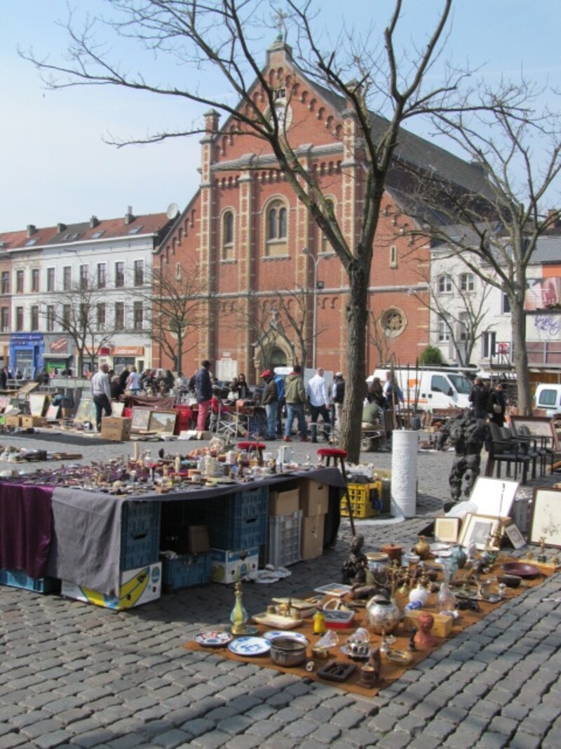 ゴミか宝か、鑑定眼が求められる
