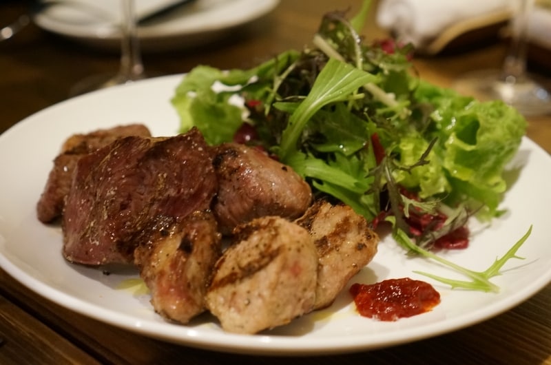 タン元と豚ハラミ、おっぱいのグリルミスト