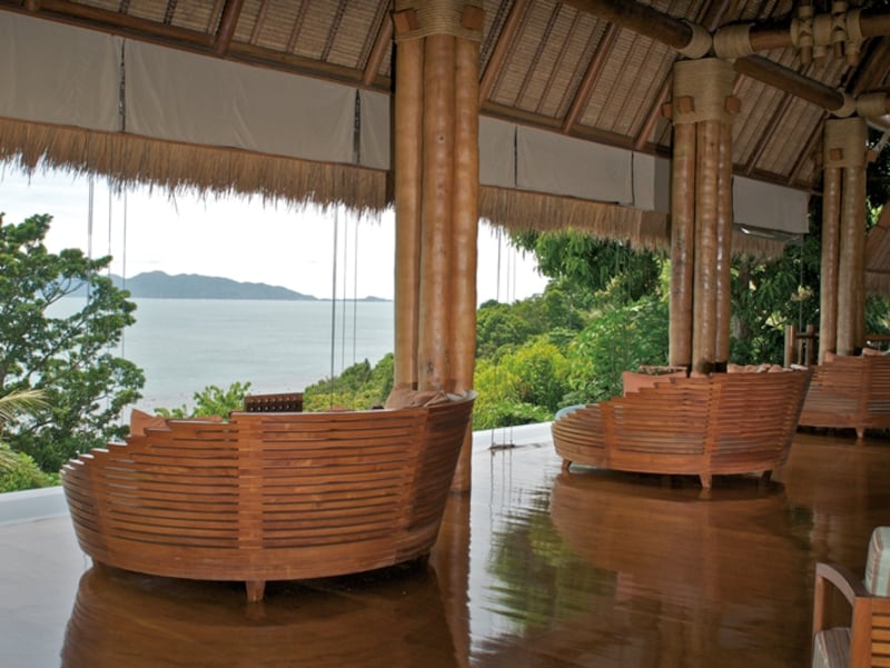 見晴らしの良いライブラリースペース。ボードゲームや双眼鏡の貸し出しもしている