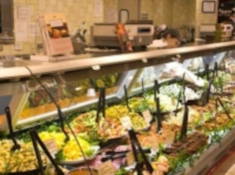 デリコーナーは美味しいおかずがいっぱい！