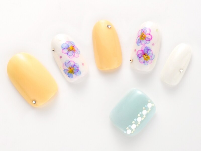 重なり合う花びらがキレイ☆