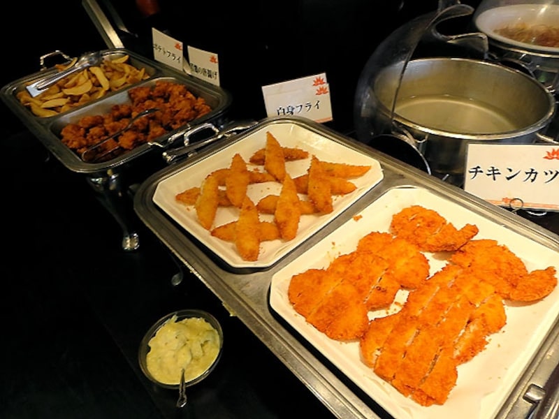 喰喰 サイドメニューのブッフェ台