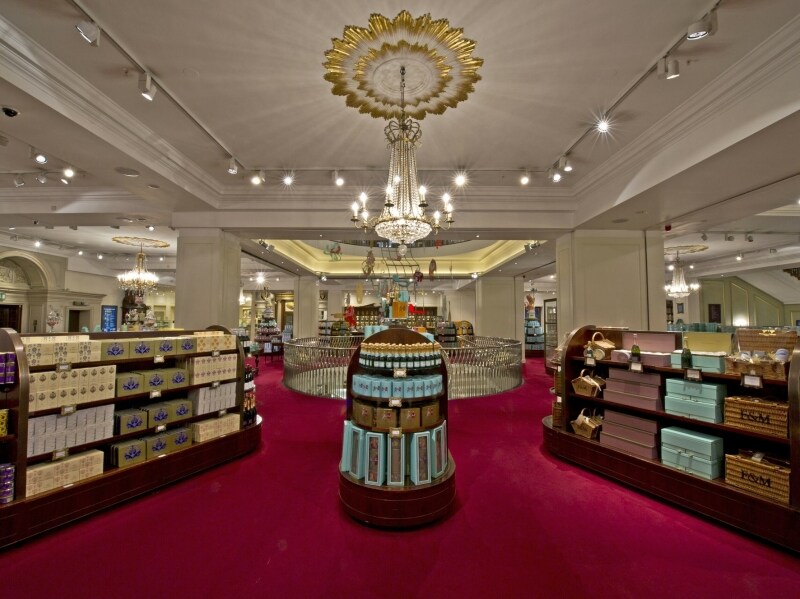 フォートナム＆メイソン地上階