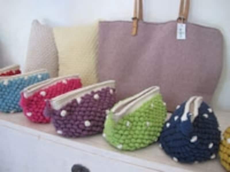 カラフルポーチ