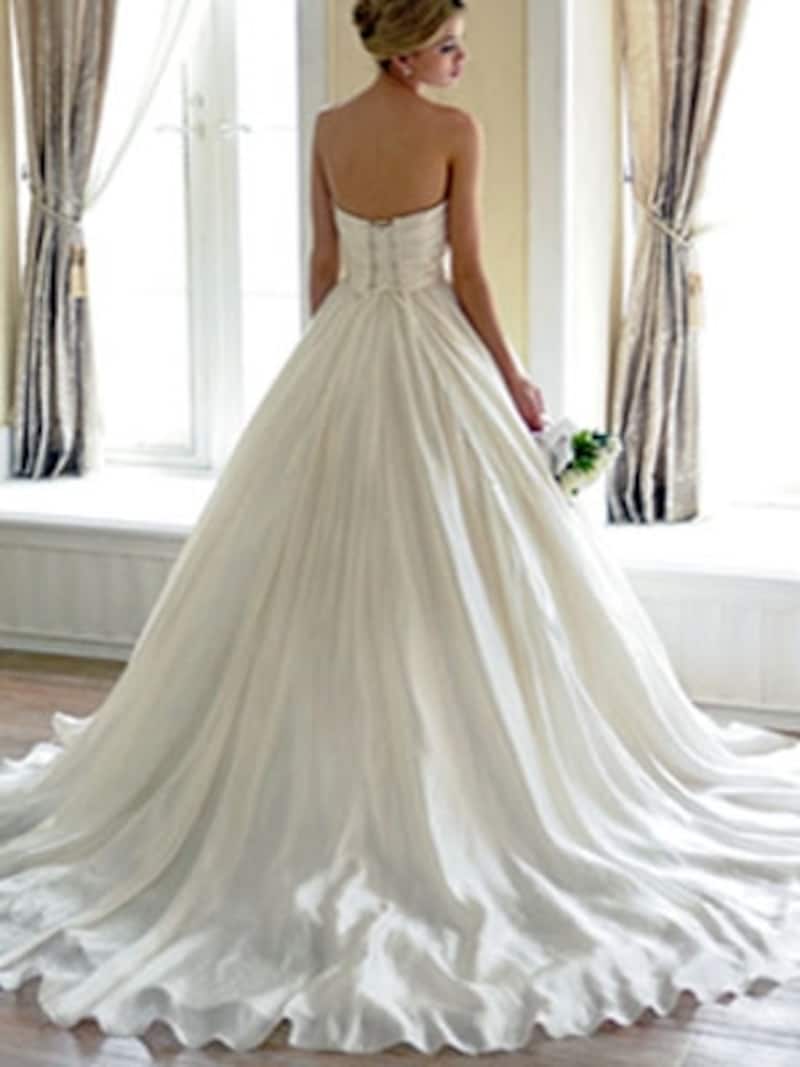 ウェディングドレス