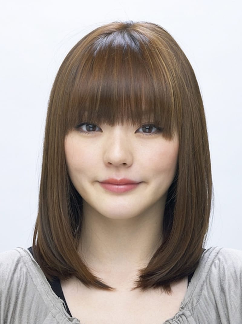 鎖骨ラインワンレンミディアム