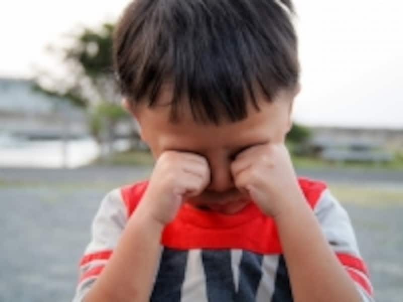 泣いてる子供