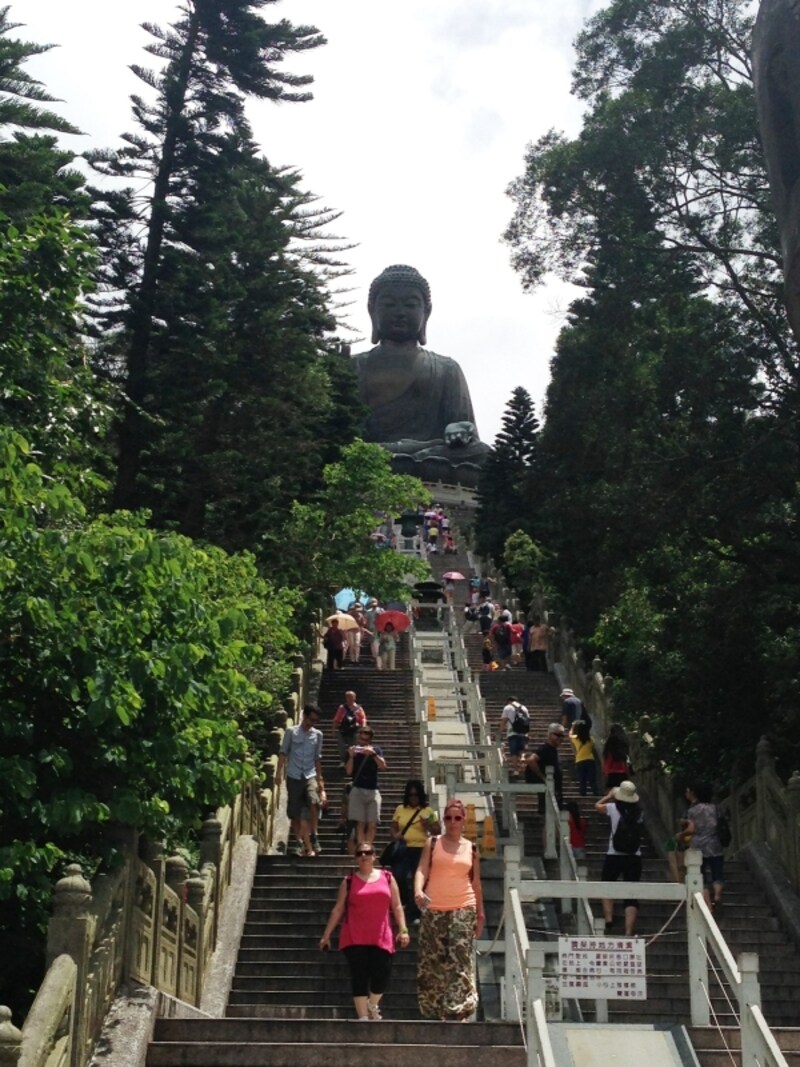 夏は日焼け止めと蚊よけも必要